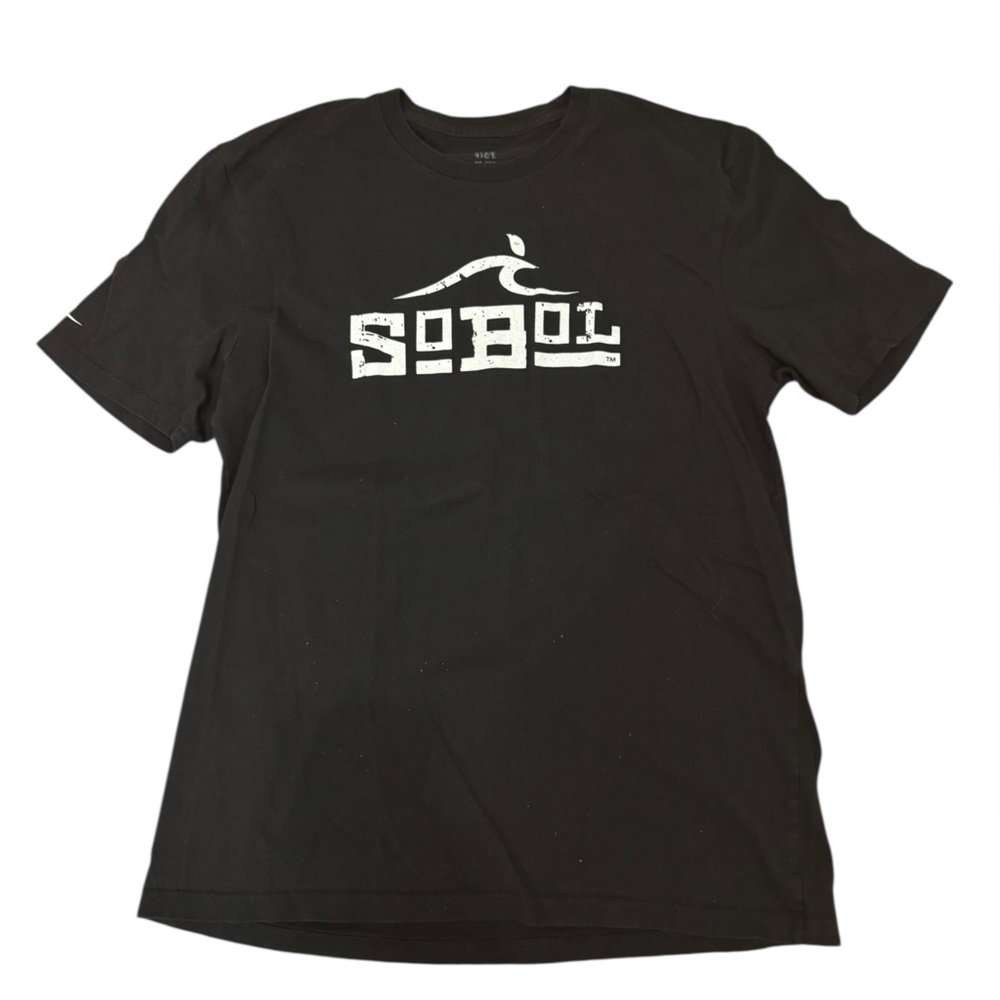 Black Men's T-Shirt. Size L. Gently Worn.
